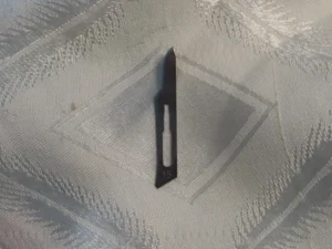 סכין ניתוח 15 לסופר סת"ם