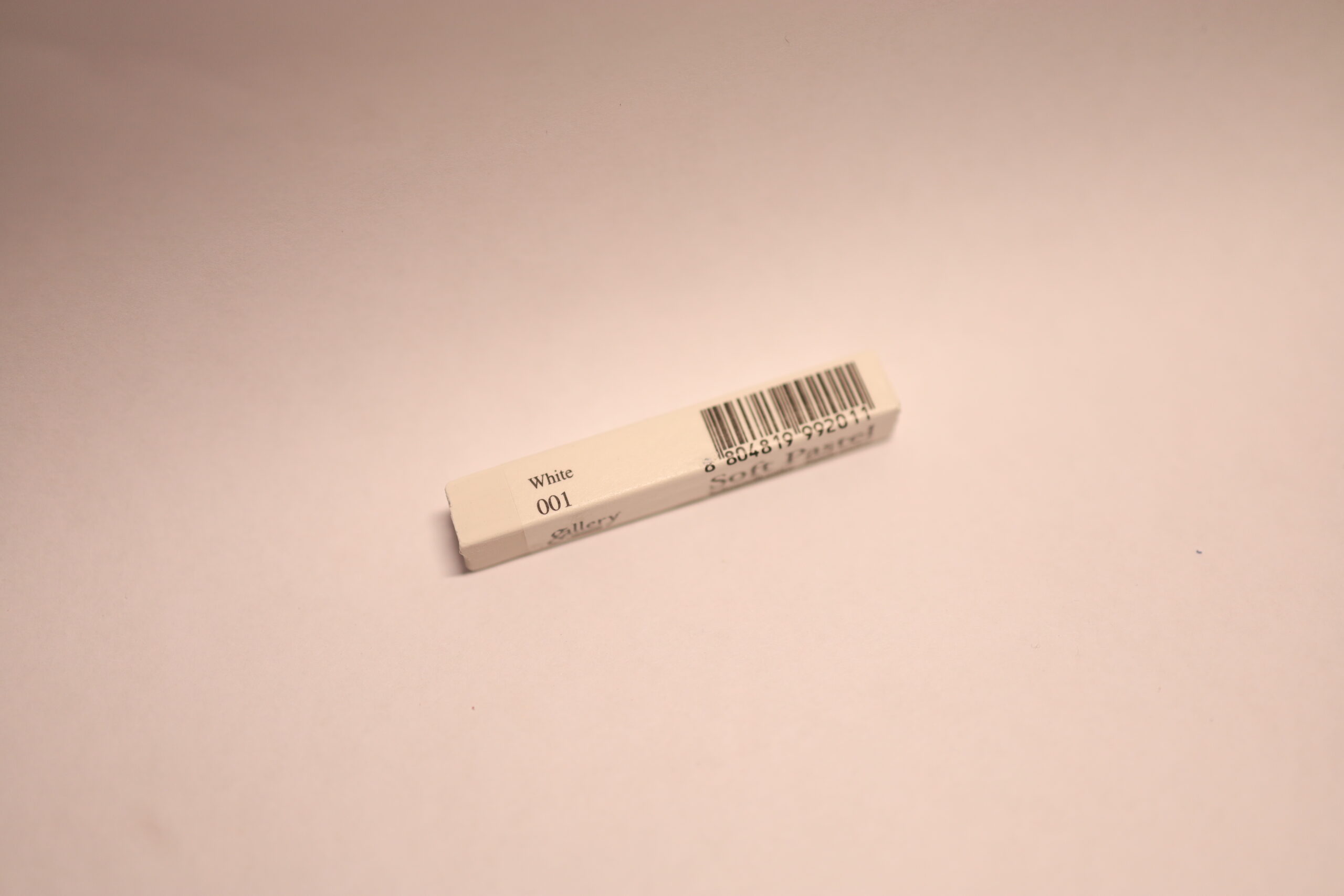 גיר פחם לבן לטשטוש אחר מחיקות עבור סופר סת"ם